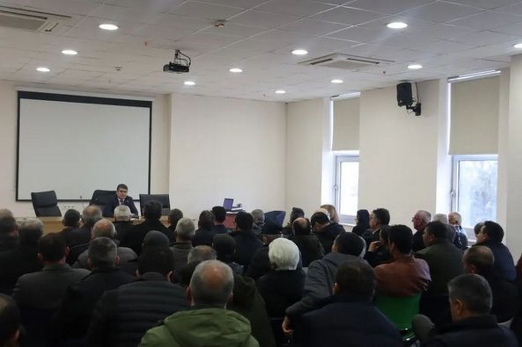  Kurum Amirleri Köy ve Mahalle Muhtarlarının Katılımıyla Muhtarlar Toplantısı Gerçekleştirildi