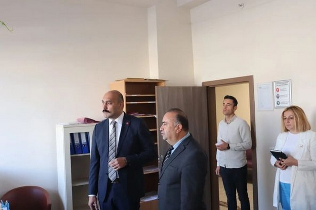 Kaymakamımız  Sayın Samet ÖZTÜRK, Hükümet Konağındaki Kurumları Ziyaret Etti