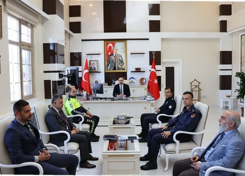 Kaymakamlık Makamında 3-9 Mayıs Trafik Haftası Münasebetiyle Değerlendirme Toplantısı Yapıldı